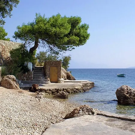 With A Swimming Pool Stanici, - 2800 *