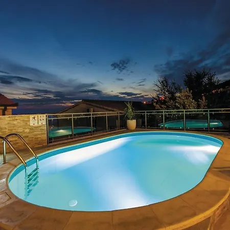 With A Swimming Pool Stanici, - 2800 Omiš