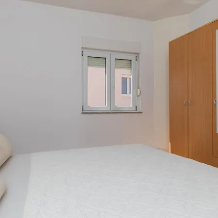 With A Swimming Pool Stanici, - 2800 Apartament *